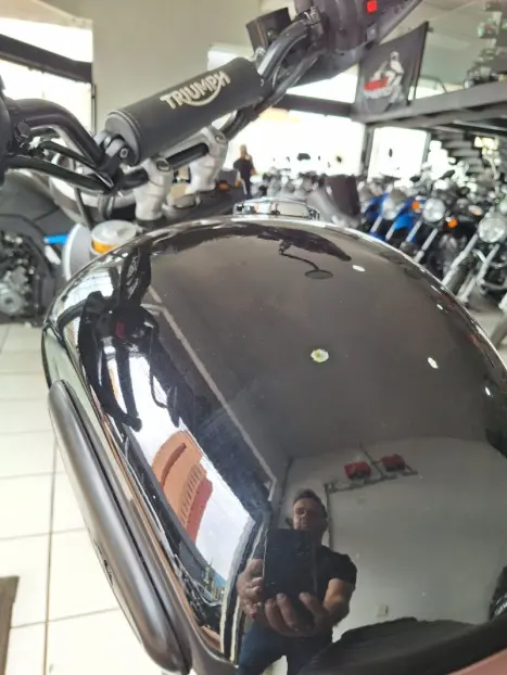 TRIUMPH Scrambler 400X , Foto 6
