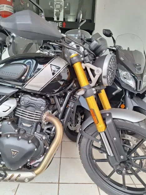 TRIUMPH Scrambler 400X , Foto 20
