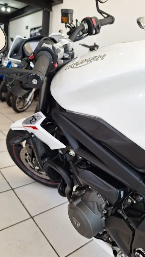TRIUMPH Street Triple 765 RS, Foto 5