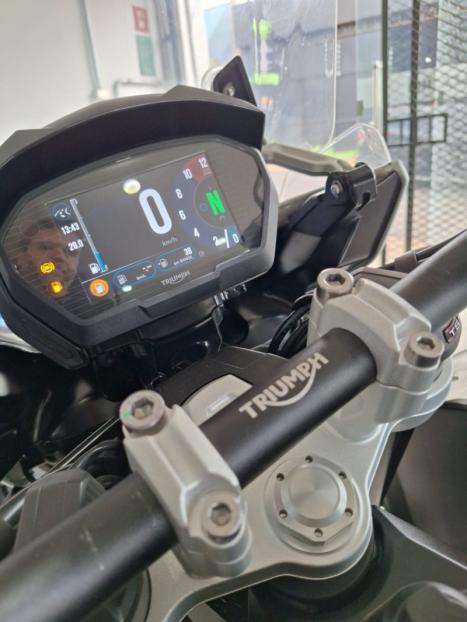 TRIUMPH Tiger 1200 XCX, Foto 3