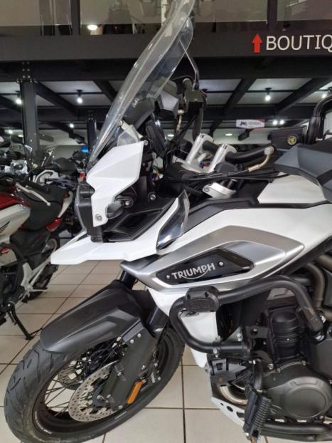 TRIUMPH Tiger 1200 XCX, Foto 13