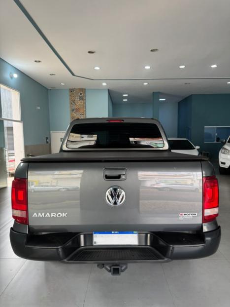 VOLKSWAGEN Amarok 2.0 16V 4X4 CABINE DUPLA COMFORTLINE TURBO INTERCOOLER AUTOMTICO, Foto 4