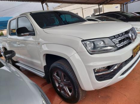 VOLKSWAGEN Amarok 3.0 V6 CABINE DUPLA HIGHLINE 4X4 TURBO INTERCOOLER AUTOMTICO, Foto 2