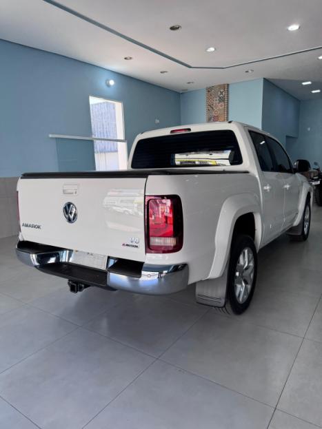 VOLKSWAGEN Amarok 3.0 V6 CABINE DUPLA HIGHLINE 4X4 TURBO INTERCOOLER AUTOMTICO, Foto 8