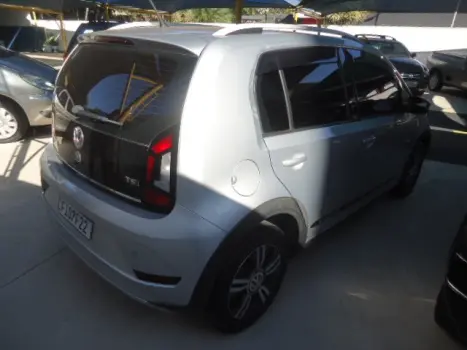VOLKSWAGEN Cross UP 1.0 12V 4P TSI FLEX, Foto 7