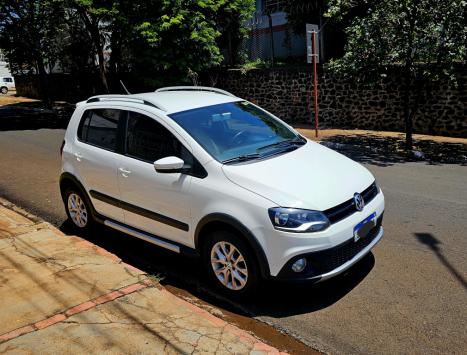 VOLKSWAGEN Crossfox 1.6 4P FLEX I-MOTION AUTOMATIZADO, Foto 2