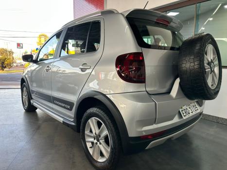 VOLKSWAGEN Crossfox 1.6 4P FLEX, Foto 3