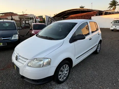 VOLKSWAGEN Fox 1.0 4P FLEX, Foto 4