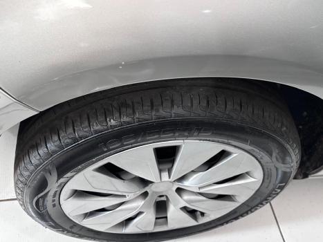 VOLKSWAGEN Fox 1.0 4P FLEX, Foto 4