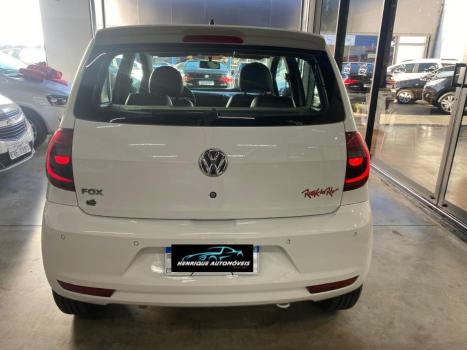 VOLKSWAGEN Fox 1.6 4P HIGHLINE FLEX, Foto 2