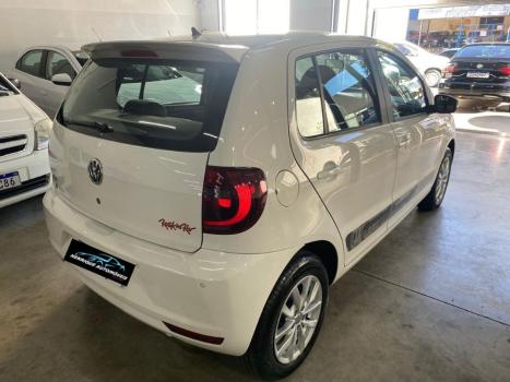 VOLKSWAGEN Fox 1.6 4P HIGHLINE FLEX, Foto 5
