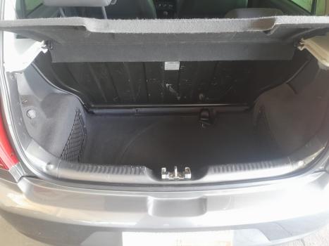 VOLKSWAGEN Fox 1.6 4P TREND FLEX, Foto 17