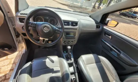 VOLKSWAGEN Fox 1.6 4P HIGHLINE FLEX, Foto 4