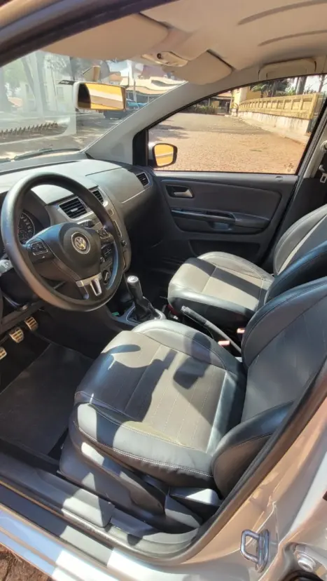 VOLKSWAGEN Fox 1.6 4P HIGHLINE FLEX, Foto 6