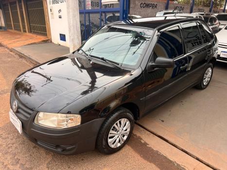 VOLKSWAGEN Gol 1.0 4P, Foto 2