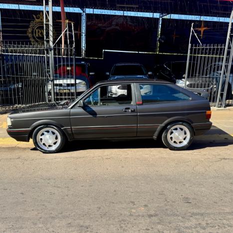 VOLKSWAGEN Gol 1.8 GTS, Foto 3