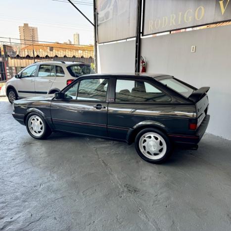 VOLKSWAGEN Gol 1.8 GTS, Foto 4