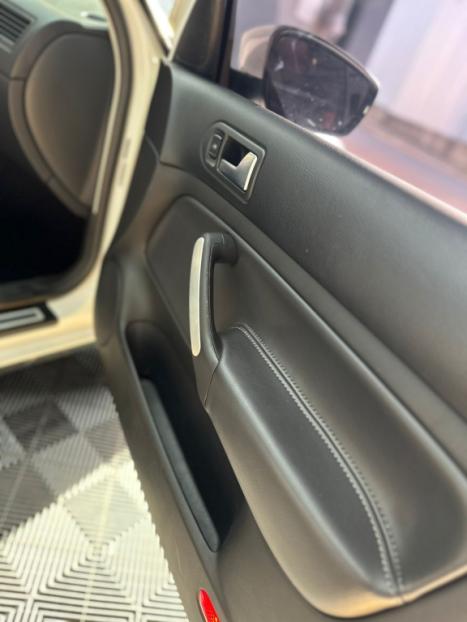 VOLKSWAGEN Golf 1.6 4P FLEX LIMITED EDITION, Foto 15