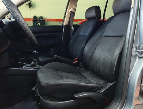 VOLKSWAGEN Golf 1.6 4P, Foto 9
