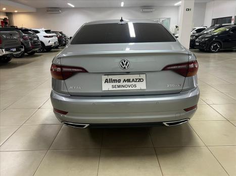 VOLKSWAGEN Jetta 1.4 4P 250 TSI R-LINE AUTOMTICO, Foto 4