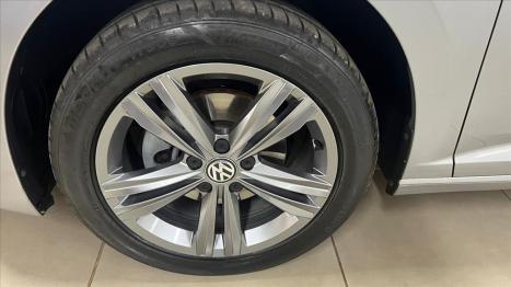 VOLKSWAGEN Jetta 1.4 4P 250 TSI R-LINE AUTOMTICO, Foto 6