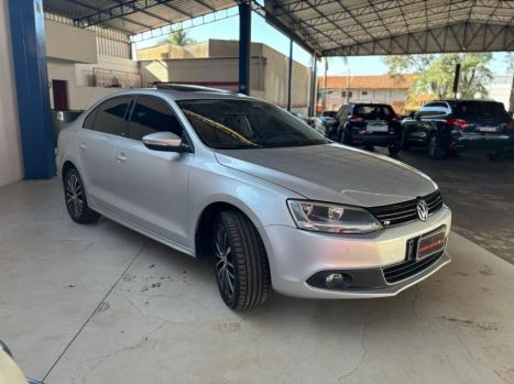 VOLKSWAGEN Jetta 2.0 4P TSI HIGHLINE 211 CV AUTOMTICO, Foto 3
