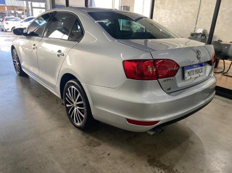 VOLKSWAGEN Jetta 2.0 4P FLEX CONFORTLINE TIPTRONIC AUTOMTICO, Foto 5