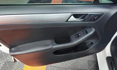 VOLKSWAGEN Jetta 2.0 4P TSI HIGHLINE 211 CV AUTOMTICO, Foto 8