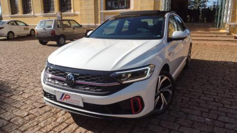 VOLKSWAGEN Jetta 2.0 4P 350 TSI GLI AUTOMTICO DSG, Foto 3