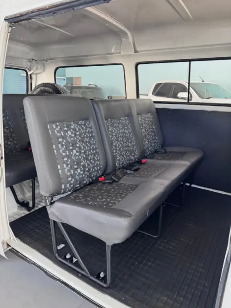 VOLKSWAGEN Kombi 1.4 FLEX STD 9 LUGARES, Foto 13