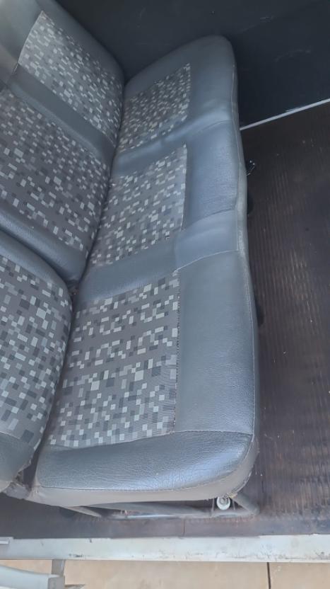 VOLKSWAGEN Kombi 1.6 STD 9 LUGARES, Foto 2