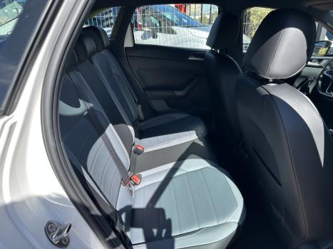 VOLKSWAGEN Nivus 1.0 4P FLEX 200 TSI HIGHLINE TURBO AUTOMTICO, Foto 13