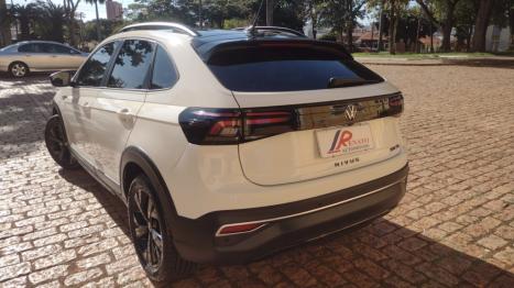 VOLKSWAGEN Nivus 1.0 4P FLEX 200 TSI HIGHLINE TURBO AUTOMTICO, Foto 9