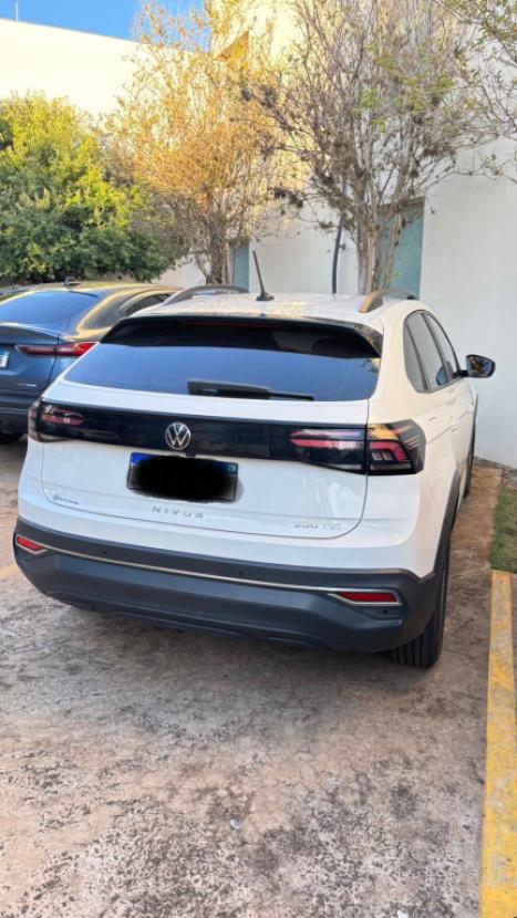 VOLKSWAGEN Nivus 1.0 4P FLEX 200 TSI COMFORTLINE TURBO AUTOMTICO, Foto 6