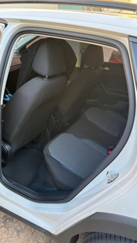 VOLKSWAGEN Nivus 1.0 4P FLEX 200 TSI COMFORTLINE TURBO AUTOMTICO, Foto 9