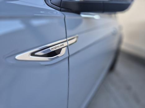 VOLKSWAGEN Nivus 1.0 4P FLEX 200 TSI HIGHLINE TURBO AUTOMTICO, Foto 5
