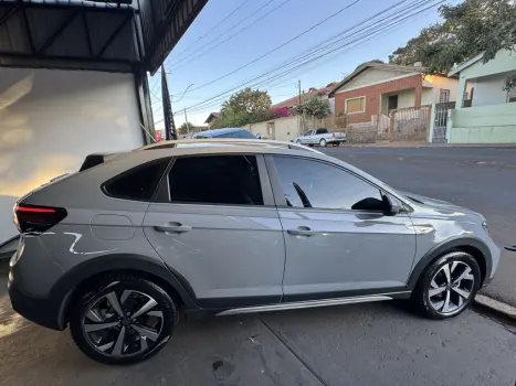 VOLKSWAGEN Nivus 1.0 4P FLEX 200 TSI HIGHLINE TURBO AUTOMTICO, Foto 2