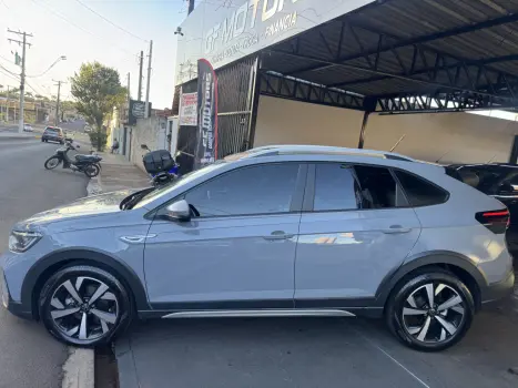 VOLKSWAGEN Nivus 1.0 4P FLEX 200 TSI HIGHLINE TURBO AUTOMTICO, Foto 5