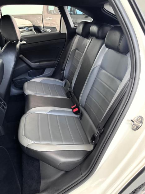 VOLKSWAGEN Nivus 1.0 4P FLEX 200 TSI HIGHLINE TURBO AUTOMTICO, Foto 16