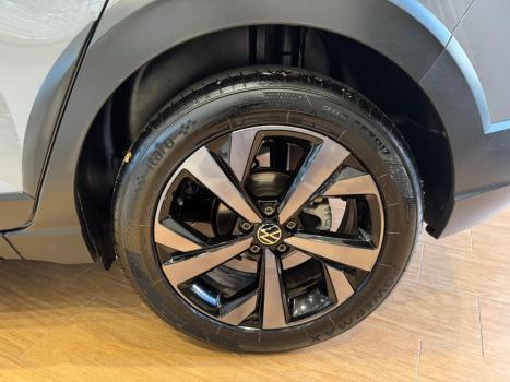 VOLKSWAGEN Nivus 1.0 4P FLEX 200 TSI HIGHLINE TURBO AUTOMTICO, Foto 8