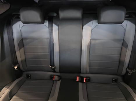 VOLKSWAGEN Nivus 1.0 4P FLEX 200 TSI HIGHLINE TURBO AUTOMTICO, Foto 16