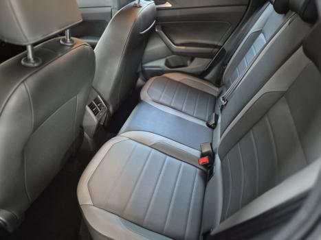 VOLKSWAGEN Nivus 1.0 4P FLEX 200 TSI HIGHLINE TURBO AUTOMTICO, Foto 8