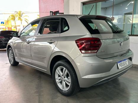 VOLKSWAGEN Polo Hatch 1.0 12V 4P 200 TSI  COMFORTLINE AUTOMTICO, Foto 3