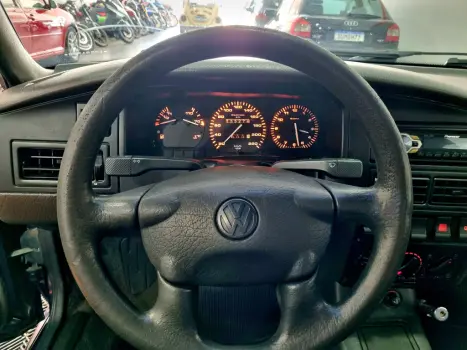 VOLKSWAGEN Santana 2.0 MI 4P, Foto 14