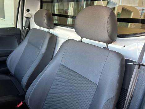 VOLKSWAGEN Saveiro 1.6 16V FLEX MSI ROBUST CABINE SIMPLES, Foto 18
