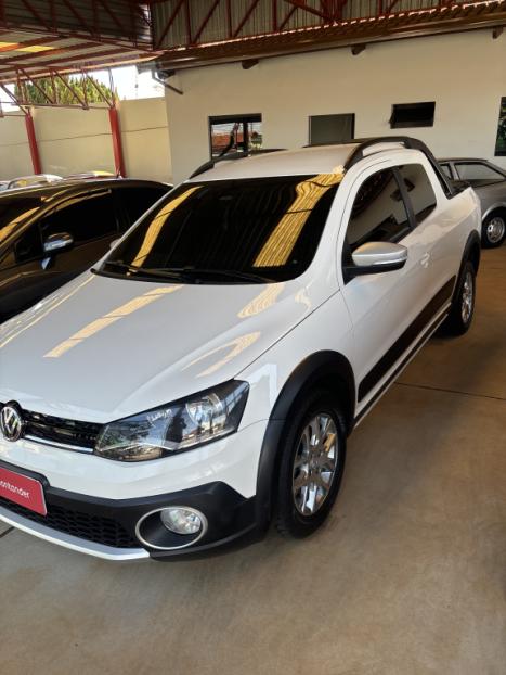 VOLKSWAGEN Saveiro 1.6 G6 CABINE DUPLA CROSS FLEX, Foto 3