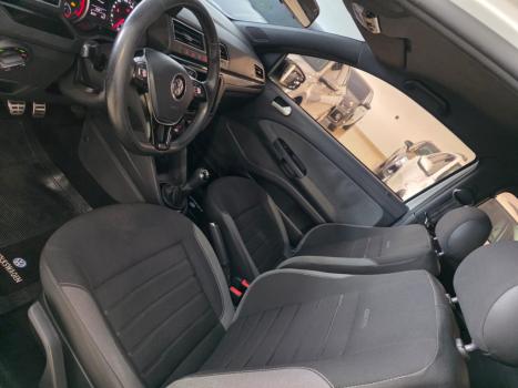 VOLKSWAGEN Saveiro 1.6 G7 CABINE DUPLA CROSS FLEX, Foto 11