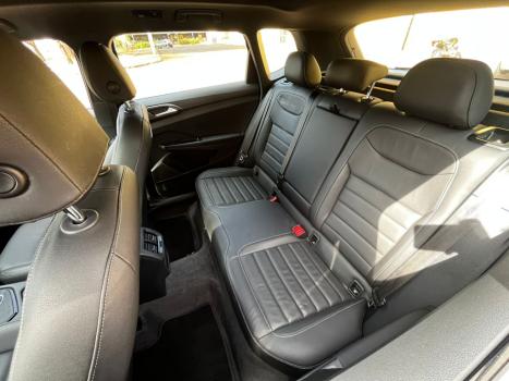 VOLKSWAGEN Taos 1.4 16V 4P FLEX 250 TSI HIGHLINE AUTOMTICO, Foto 8