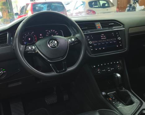 VOLKSWAGEN Tiguan 1.4 250 TSI TOTAL FLEX ALLSPACE COMFORTLINE TURBO AUTOMTICO TIPTRONIC, Foto 12