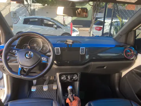 VOLKSWAGEN UP 1.0 12V 4P TSI FLEX PEPPER, Foto 9